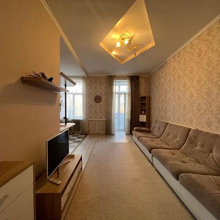 Apartment On Baseinaya Street 13 Kiev Buitenkant foto