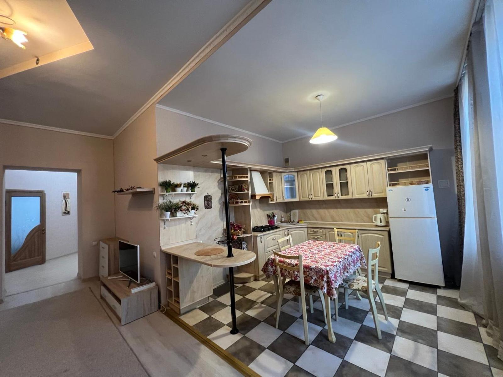 Apartment On Baseinaya Street 13 Kiev Buitenkant foto